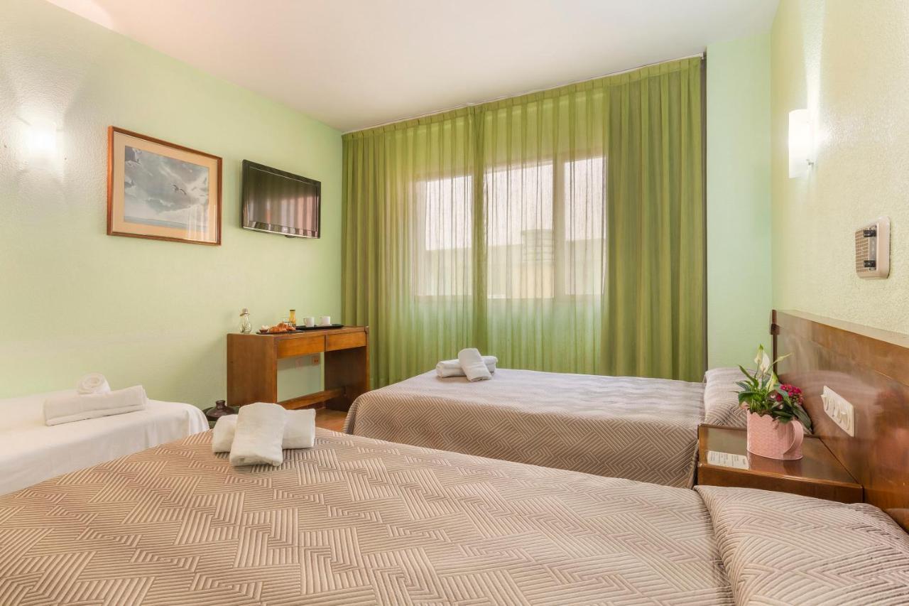 Hotel Sierra De Arcos Andorra Eksteriør bilde